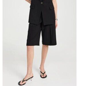 Vince Low Rise Pintuck Shorts in Black Size 4